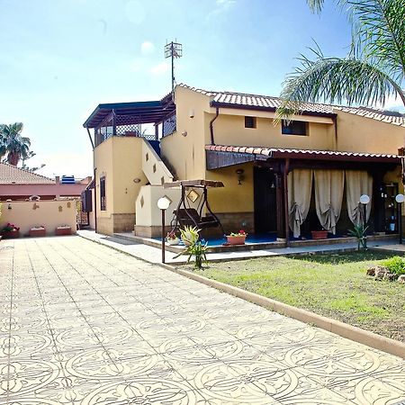 Acasaammari Campofelice Di Roccella Exterior foto
