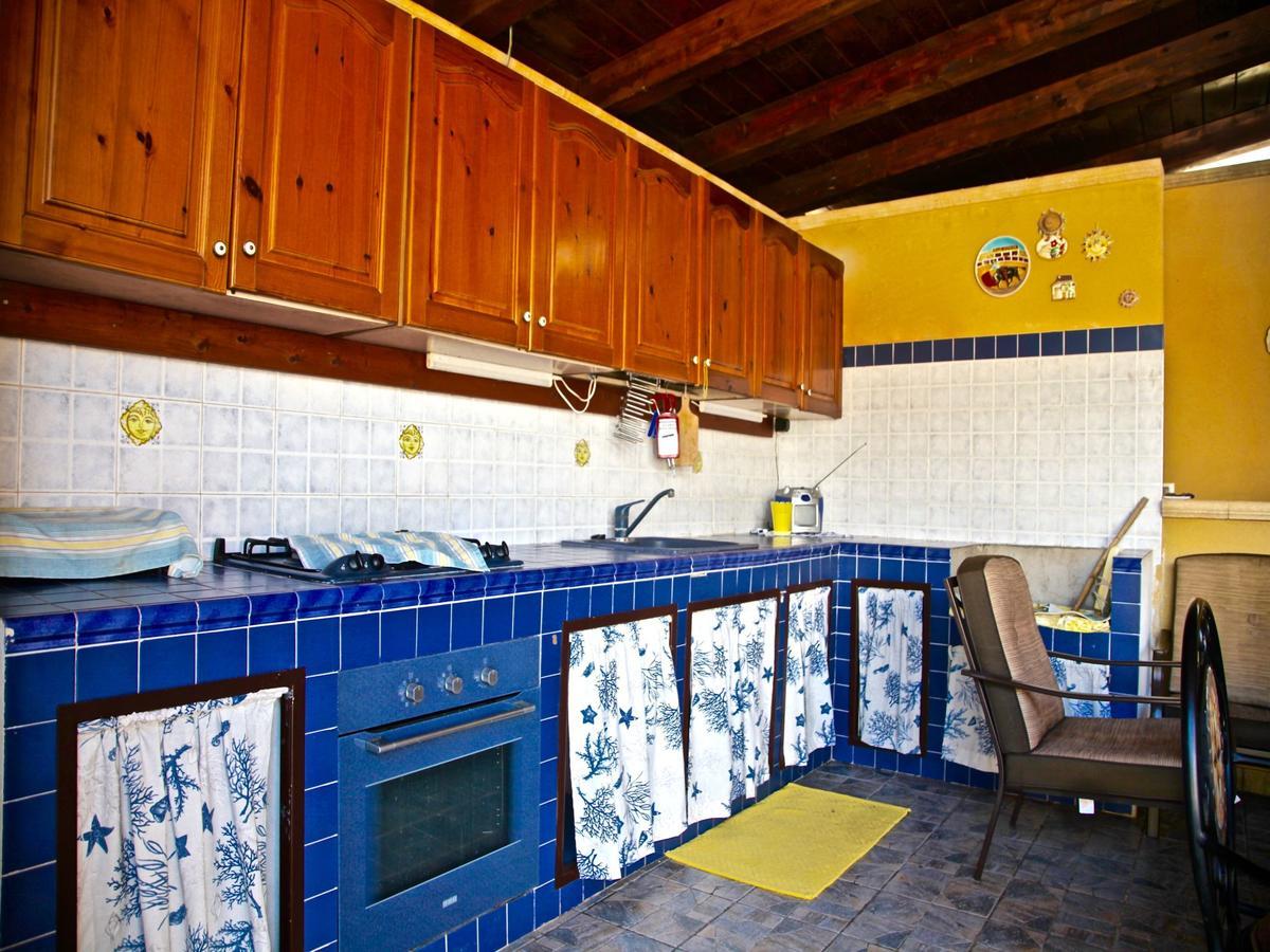 Acasaammari Campofelice Di Roccella Exterior foto
