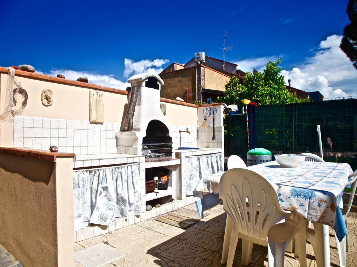 Acasaammari Campofelice Di Roccella Exterior foto